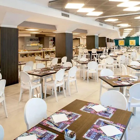 Da Vinci Hotel 4*